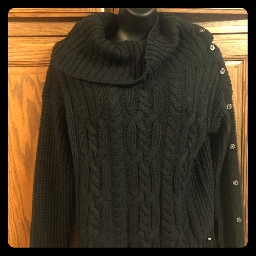 A&F NWT Sweater cable-knit with buttonup cowl neck